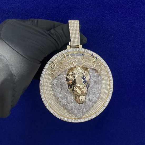LION (4)