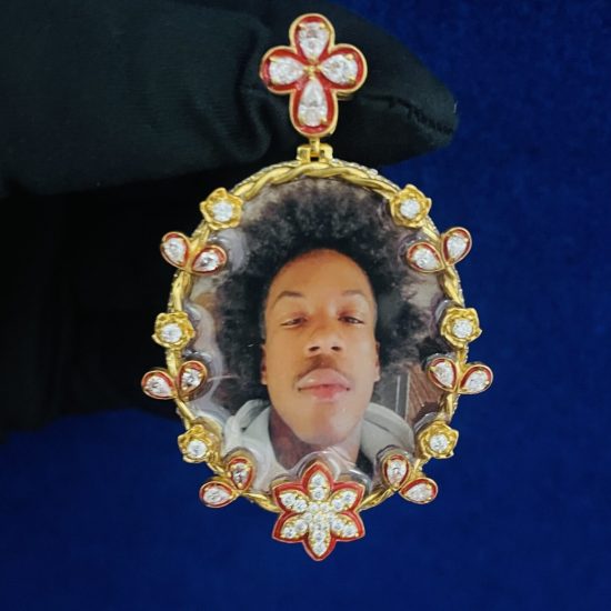 MEMORY PENDANT (114)
